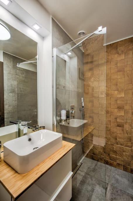 Splendor 3 Bedroom Flat In Silver Mountain Poiana Brasov Esterno foto